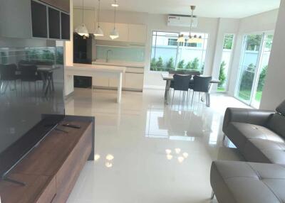 House for Rent at Serene Lake - Siwalee Choeng Doi