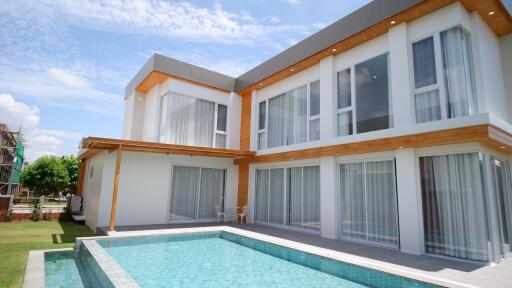 4 Bedroom House for Rent in Ton Pao, San Kamphaeng