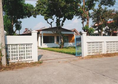 House for Rented in Sai Mun, San Kamphaeng.