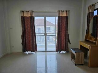 House for Sale in Nong Chom, San Sai.