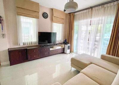 3 Bedroom House for Rent in , Mueang Chiang Mai. - URBA16302