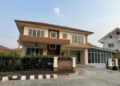 House for Rent at Vararom Charoenmuang