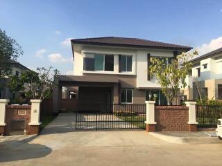 House for Rent at Vararom Charoenmuang