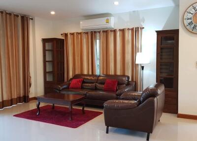 House for Sale at Vararom Premium Kaew Nawarat