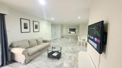 The Waterford Park Sukhumvit 53 - 3 Bed Condo for Rent *WATE11799