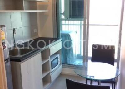 Condo at Aspire Sathorn - Thapra for rent