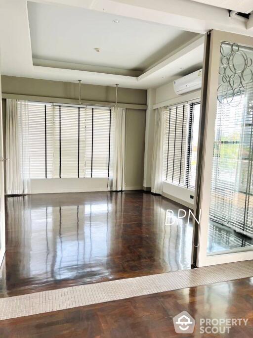 3-BR Condo at Prompak Gardens Condominium near BTS Phrom Phong