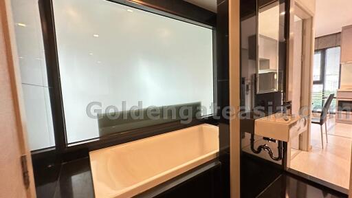 1 Bedroom modern corner unit Condo at Rhythm Sukhumvit 36