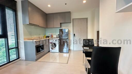 1 Bedroom modern corner unit Condo at Rhythm Sukhumvit 36