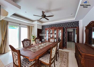 Stunning, 9 bedroom, 7 bathroom, Private pool villa for sale in Na Jomtien.