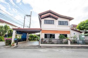 3 Bedroom House for Sale in San Phak Wan, Hang Dong. - CHIA16788