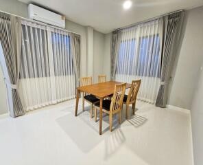 3 Bedroom House for Rent in , Hang Dong. - GRAC16771