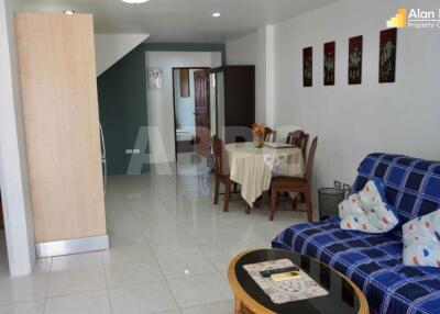 Really Cheap Townhouse in Pratumnak For Sale