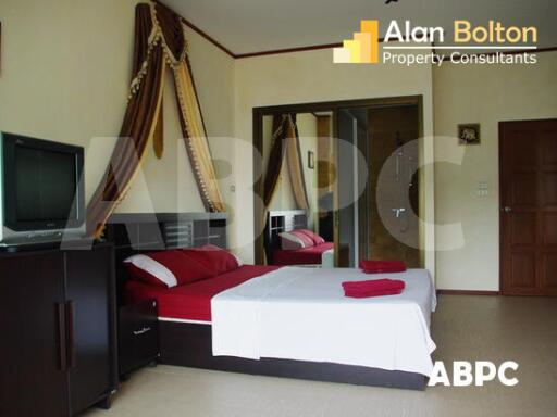 Cheap 2 Bedroom in View Talay 5 For Rent