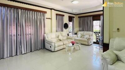 2 bed 3 bath in East Pattaya