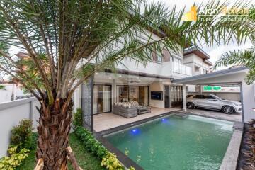 RESALE 3 Bed Midtown Pool Villa - With Finance Option