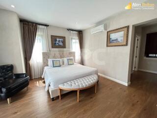 3 bed 4 Bath house in Na Jomtien