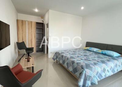 1 Bed 2 Bath in Wong Amat ABPC1187