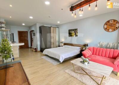 Ocean View Studio Condo in Jomtien