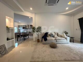 Brand New Modern 3 Bed 2 Bath House in East Pattaya