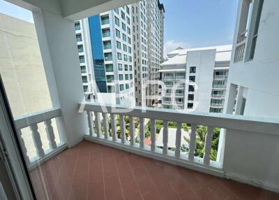 Large 2 Bedroom 2 bathroom in North Pattaya