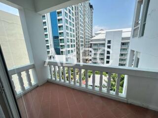 Cheap 2 Bed in Pattaya Tower For Rent