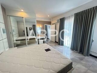 Large 2 Bedroom 2 bathroom in North Pattaya