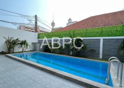 Modern Luxury 6 bedrooms 7 bathrooms Pool Villa in Pratumnak ABPC5604