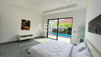 Modern Luxury 6 bedrooms 7 bathrooms Pool Villa in Pratumnak ABPC5604