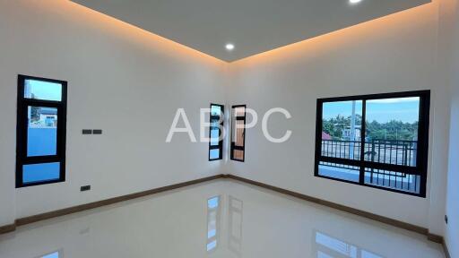 3 Bedrooms 3 Bathroom in East Pattaya