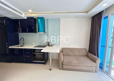 Pool View 2 Bedroom 2 Bathroom Condo in Central Pattaya