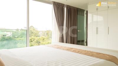 1 Bed 2 Bath in Wong Amat CS10435