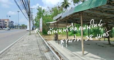 Street view of an unfinished building