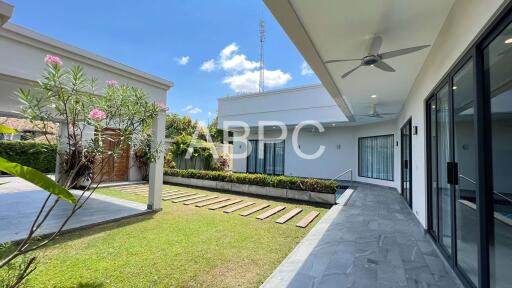 3 Bedroom 4 Bathroom in East Pattaya