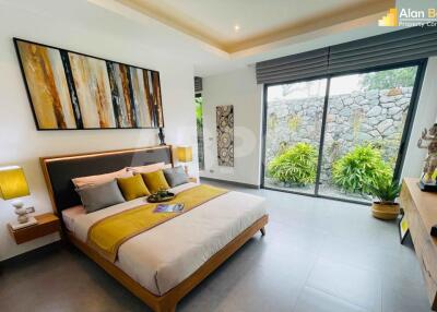 3 Bedrooms 3 bathrooms Luxury Pool Villa in East Pattaya