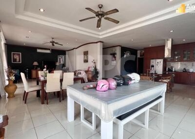 3 Bed 4 Bath in Jomtien