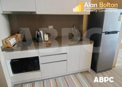 1 Bed 1 Bath in Wong Amat CS9025