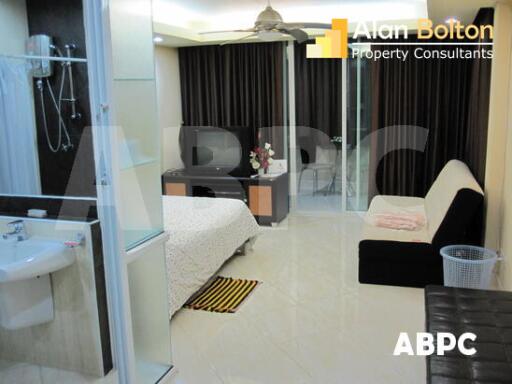 FIRE SALE Studio Condo in Central Pattaya CS4321