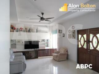 4 Bed 4 Bath in East Pattaya HS4914