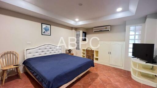 2 Bedrooms 2 Bathrooms in Jomtien