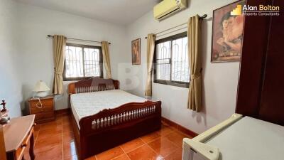 4 Bed 3 Bath House in Central Pattaya HR1655