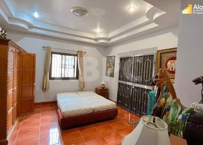 4 Bed 3 Bath House in Central Pattaya HR1655