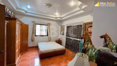 4 Bed 3 Bath in Central Pattaya HR1655