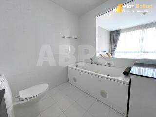 2 Bed 2 Bath in Central Pattaya CR6488