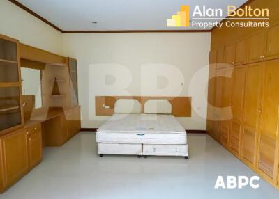 4 Bed 5 Bath in East Pattaya HR2824