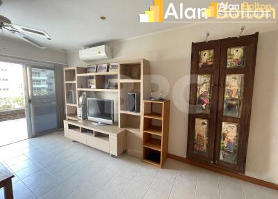 2 Bed 2 Bath Condo for Rent in Pratumnak