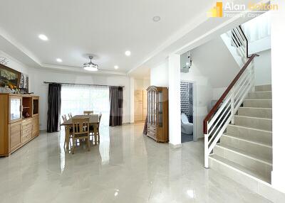 3 Bed 3 Bath in East Pattaya HR3036