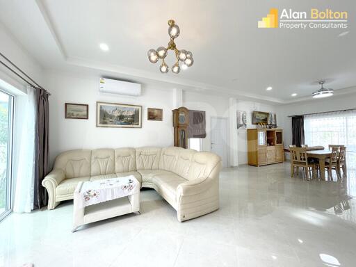 3 Bed 3 Bath in East Pattaya HR3036