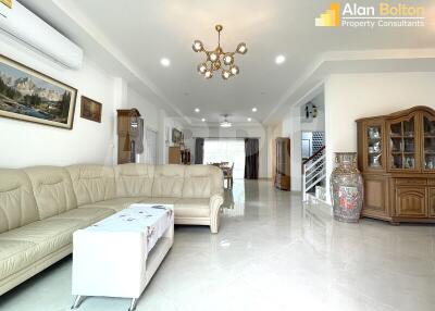 3 Bed 3 Bath in East Pattaya HR3036