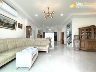 3 Bed 3 Bath in East Pattaya HR3036